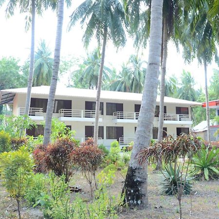 Coconhuts Beach Resort Lakshmanpur Esterno foto