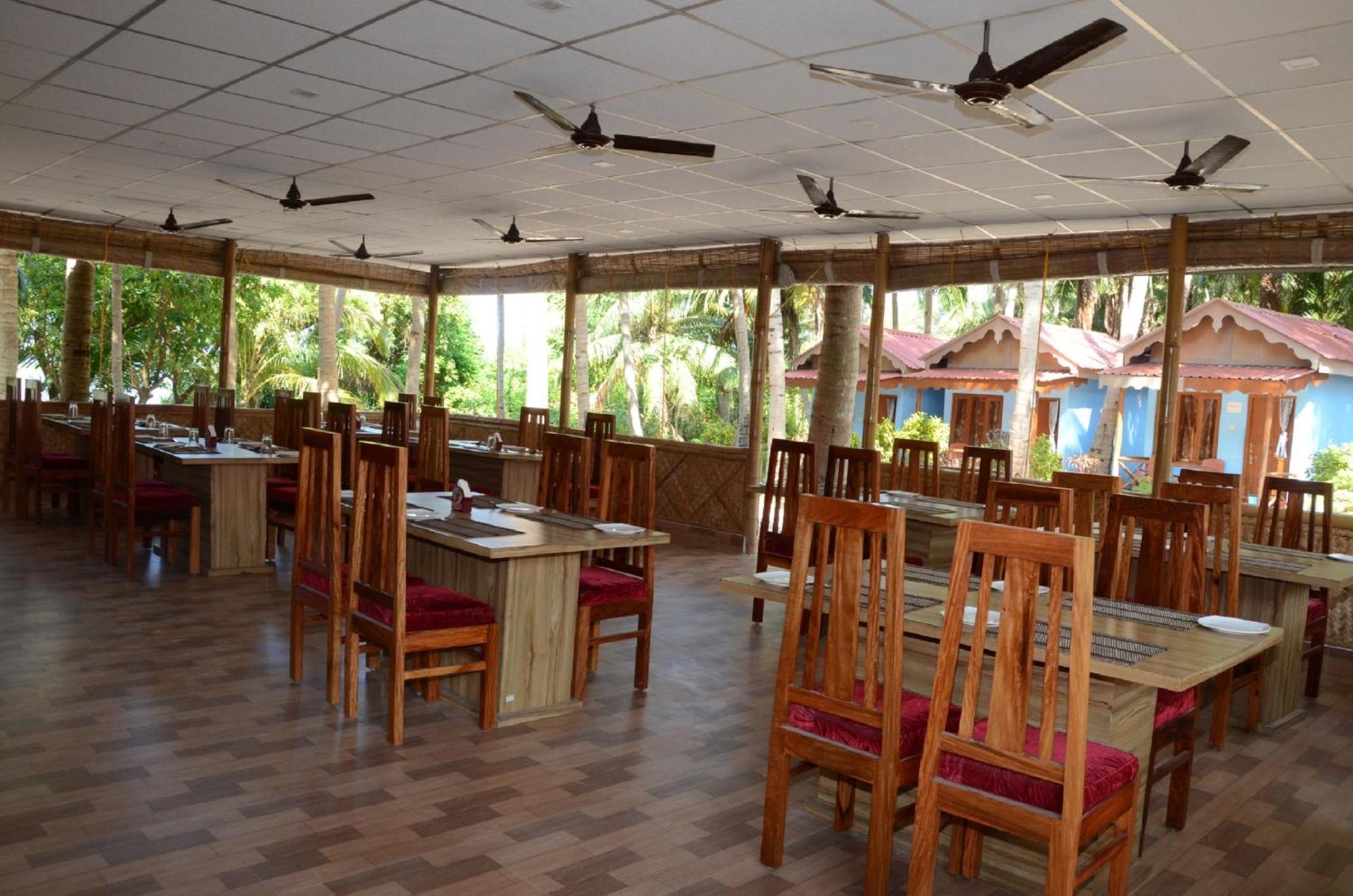 Coconhuts Beach Resort Lakshmanpur Esterno foto